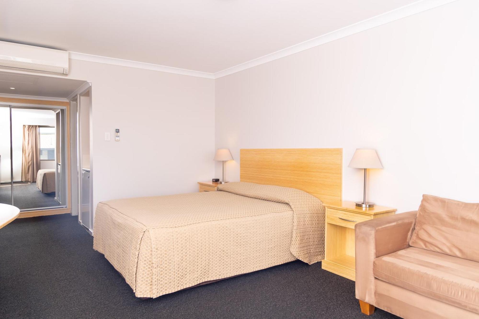 Dog Rock Motel Όλμπανι Εξωτερικό φωτογραφία