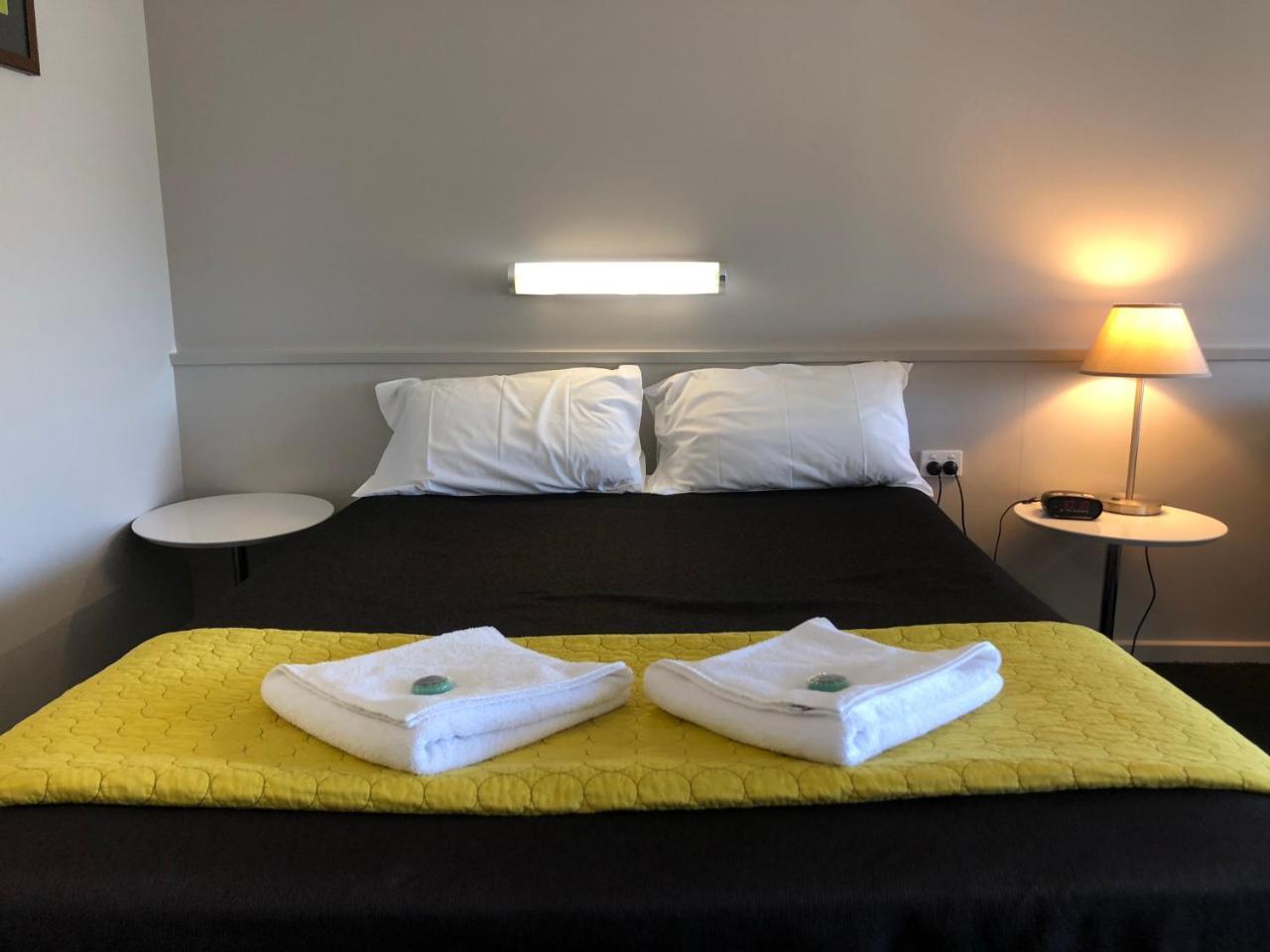 Dog Rock Motel Όλμπανι Εξωτερικό φωτογραφία